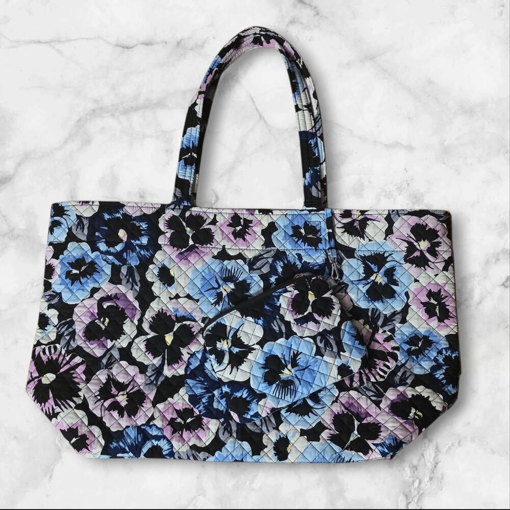 NWOT, Vera Bradley Floral Tote bag with Pouch blue/purple